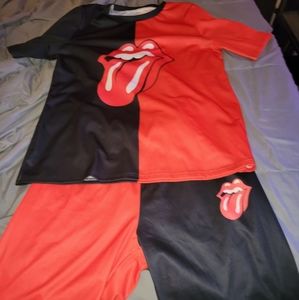 Ladies 2 piece short set size XL red and black
